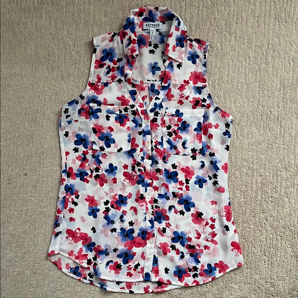 Express Portofino Sleeveless Blouse